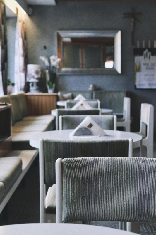 Bed and Breakfast Cafe Rudi Living Парчинес Экстерьер фото