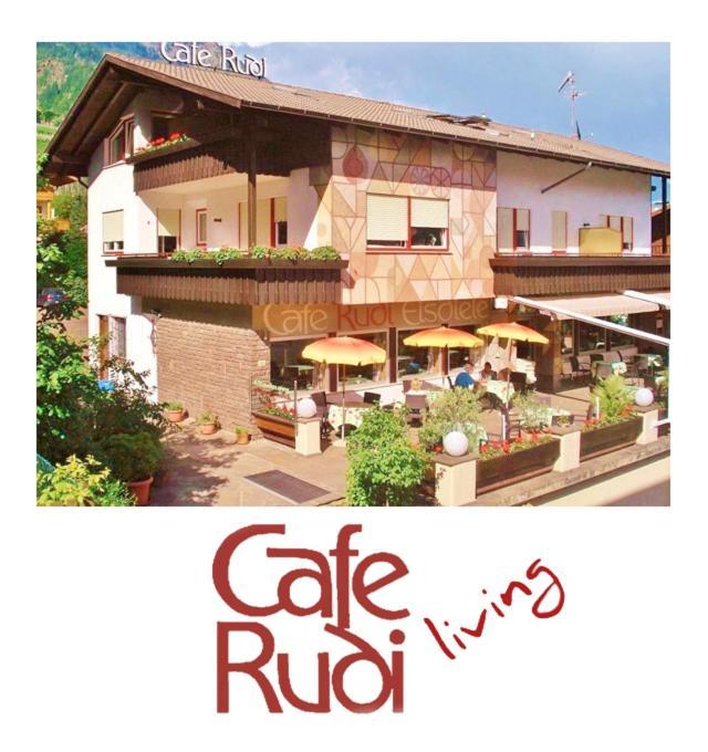 Bed and Breakfast Cafe Rudi Living Парчинес Экстерьер фото